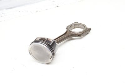 Piston / Connecting Rod 078107065AN