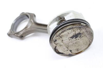 PISTON / CONNECTING ROD