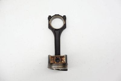 Piston w/ Connecting Rod 022107065G