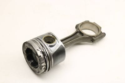Piston w/ Connecting Rod 03L107065N