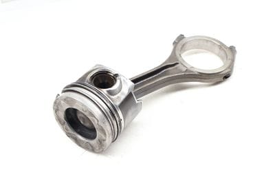 Piston w/ Connecting Rod 059107065DG