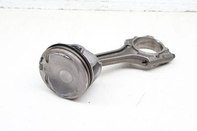 Piston w/ Connecting Rod 06H198401D