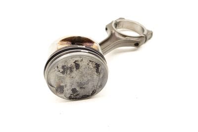 Piston w/ Connecting Rod 077107100A