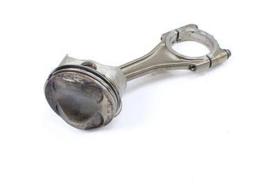 Piston w/ Connecting Rod 07L107103R