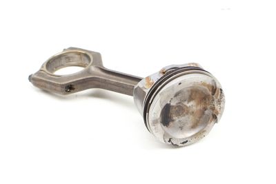 PISTON w/ CONNECTING ROD 7577581