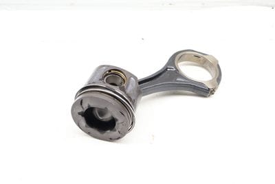 Piston w/ Connecting Rod 6420308117