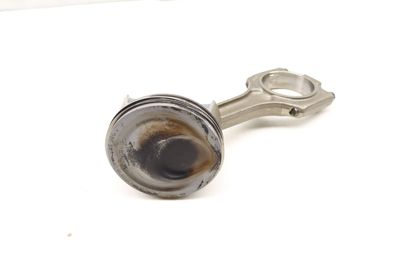 PISTON w/ CONNECTING ROD