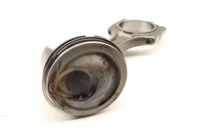 PISTON w/ CONNECTING ROD