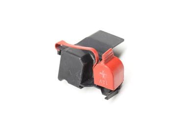 POSITIVE (+) BATTERY JUMPER POINT COVER