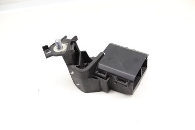 POSITIVE BATTERY TERMINAL / JUNCTION BOX 9289970