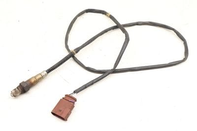 Post Cat Oxygen / O2 Sensor 077906262C