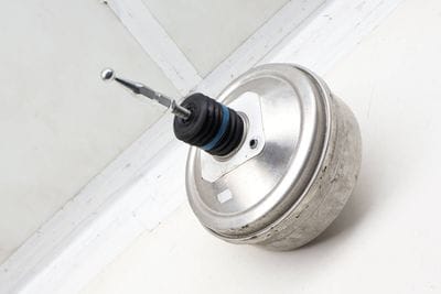 Power Brake Vacuum Booster / Servo