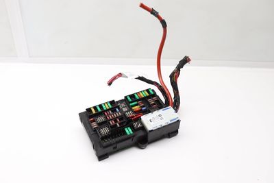 POWER DISTRIBUTION / FUSE BOX 8713127