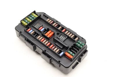POWER DISTRIBUTION / FUSE BOX 9337879