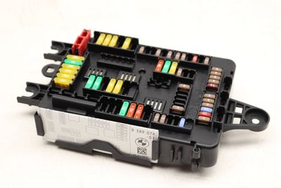 POWER DISTRIBUTION / FUSE BOX 9389070