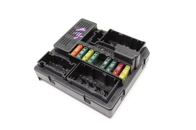 Power Distribution Module / Fuse Box 12637560626