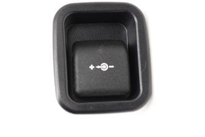 POWER OUTLET COVER 6904008