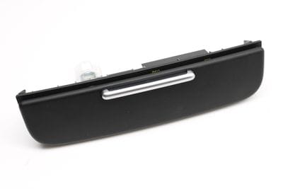 POWER OUTLET TRIM / COVER 7P6863761J