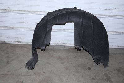 QUARTER PANEL FENDER LINER / WHEEL HOUSING COVER 11A810971