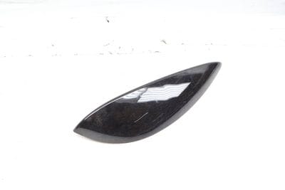 QUARTER PANEL TRIM 7115483