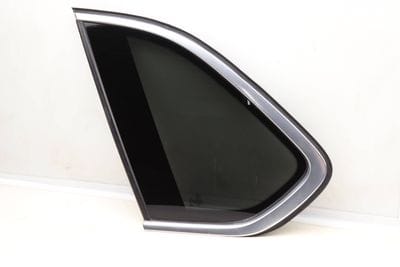 QUARTER WINDOW GLASS 7305771