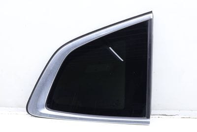 QUARTER WINDOW GLASS 7410064