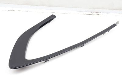 QUARTER WINDOW GLASS TRIM / MOLDING 8W8853345C