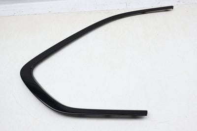 QUARTER WINDOW TRIM / MOLDING 7465920