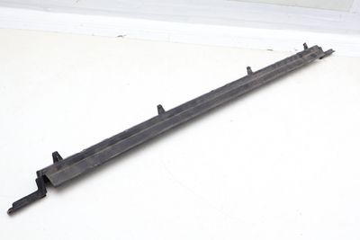 RADIATOR AIR DUCT / GUIDE (LOWER) 8W0121293A