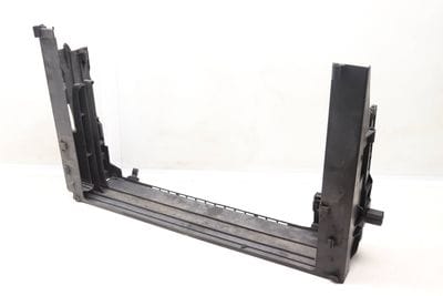 Radiator Bracket / Core Support (LOWER) 17117575245