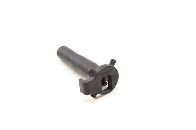 RADIATOR MOUNT BOLT / PIN WHT001506A