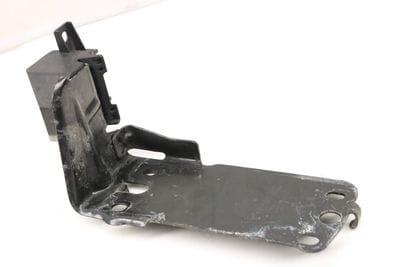 RADIATOR MOUNT BRACKET 7117811