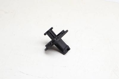 Radiator Mount / Bracket / Clip 1EA121095