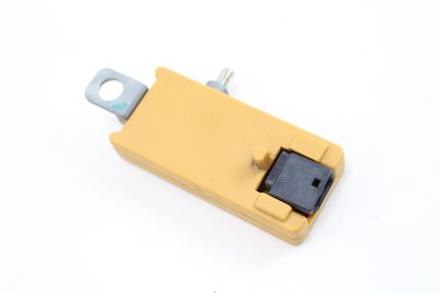 RADIO ANTENNA BOOSTER 4B9035225B