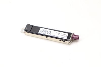 Radio Antenna Booster 561035552A