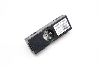 Radio Antenna Noise Suppressor / Capacitor BJ3218K891AA
