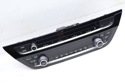 Radio / Climate Control Temp Unit 61317947870
