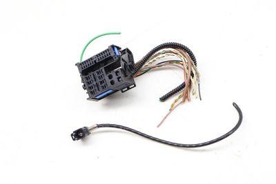 RADIO / STEREO / CD UNIT WIRING CONNECTOR / PIGTAIL