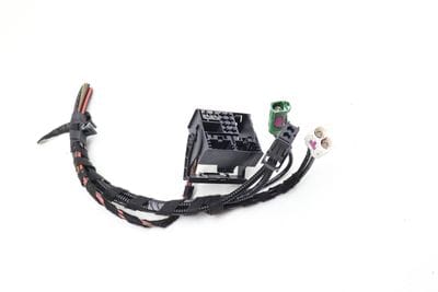 Radio Tuner Amplifier / Amp Wiring Harness Connector Set
