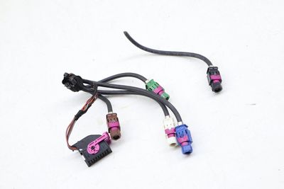 Rear View / Reverse Camera Module Wiring Connector / Pigtail