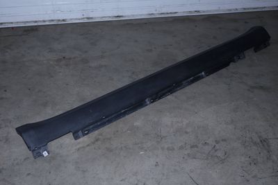 Rocker Panel / Side Skirt Molding