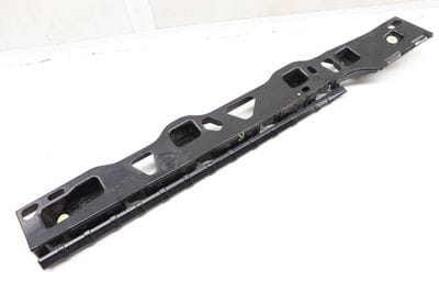 ROCKER PANEL / SIDE SKIRT MOUNT BRACKET (REAR) 7357140