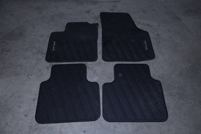 Rubber Floor Mat Set 3CM061530