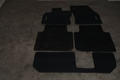 RUBBER FLOOR MAT SET 5NL061550A