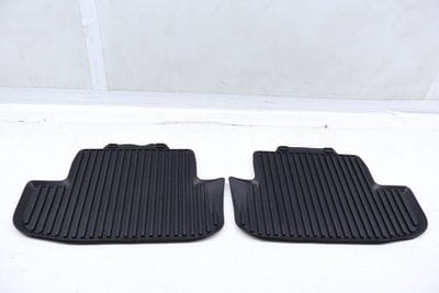 RUBBER FLOOR MAT SET 8T0061511