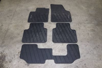 RUBBER FLOOR MAT SET (ATLAS) 3CN061550