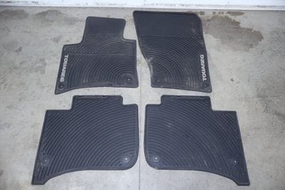 Rubber Floor Mat Set (TOUAREG) 7P1061501