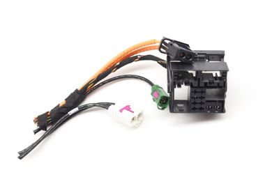 SATELLITE RADIO RECEIVER WIRING HARNESS / CONNECTOR