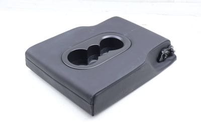 SEAT ARMREST / CUP HOLDER (CENTER)