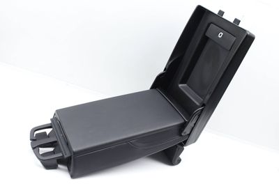 SEAT ARMREST w/ CUP HOLDER 4G8885875J